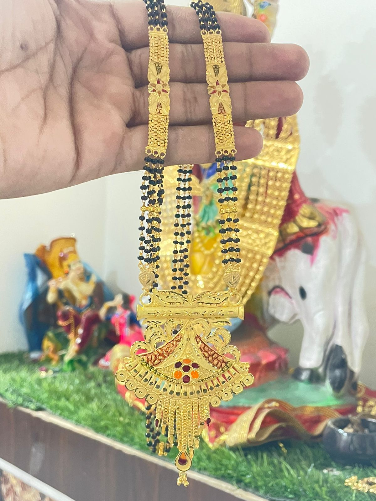 MANGALSUTRA