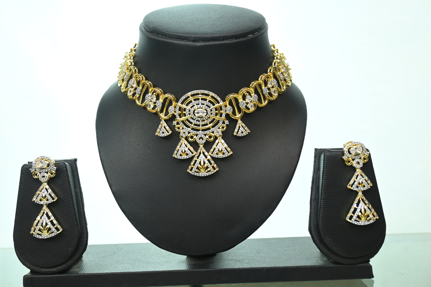 A.D CHOKER