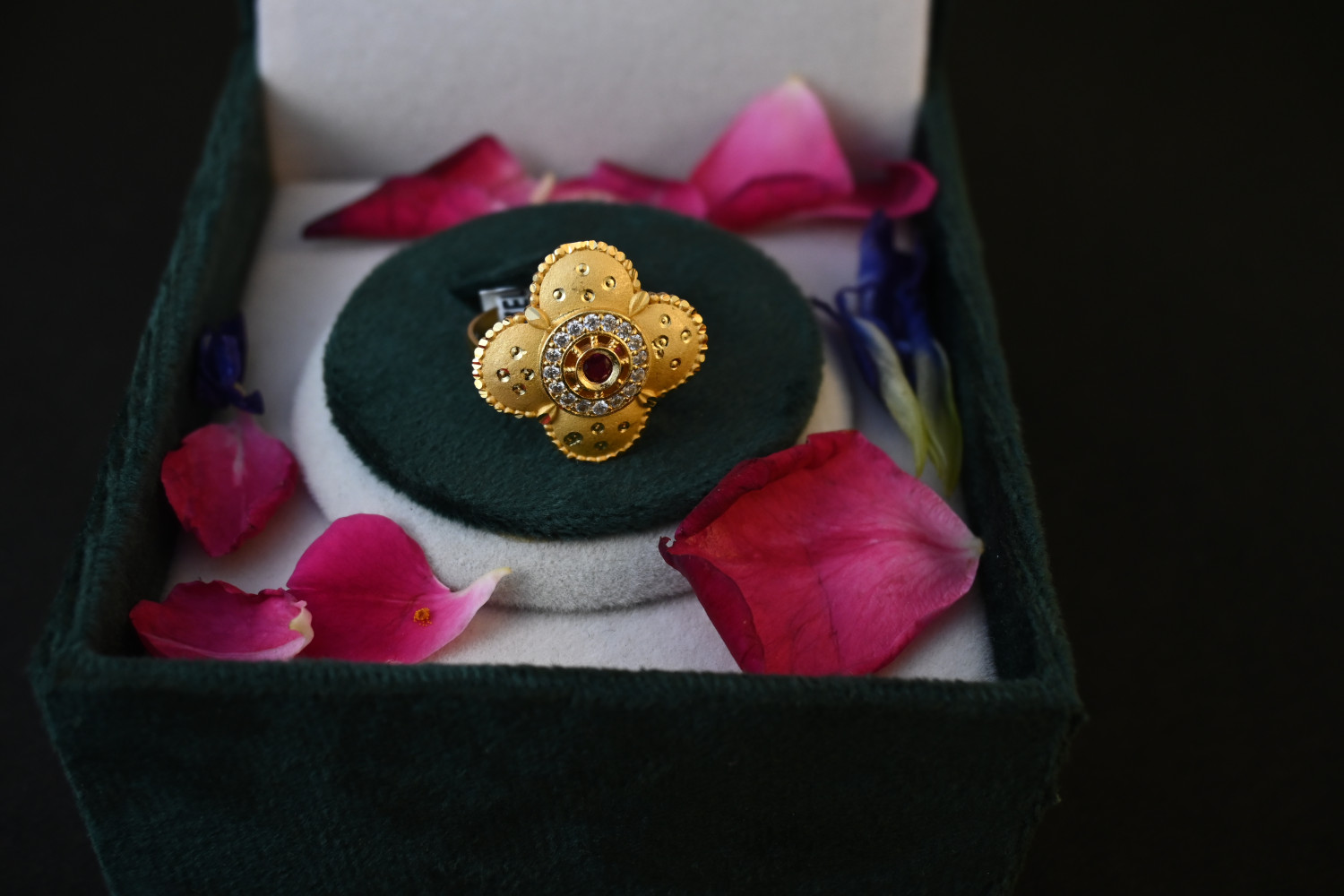 Ring