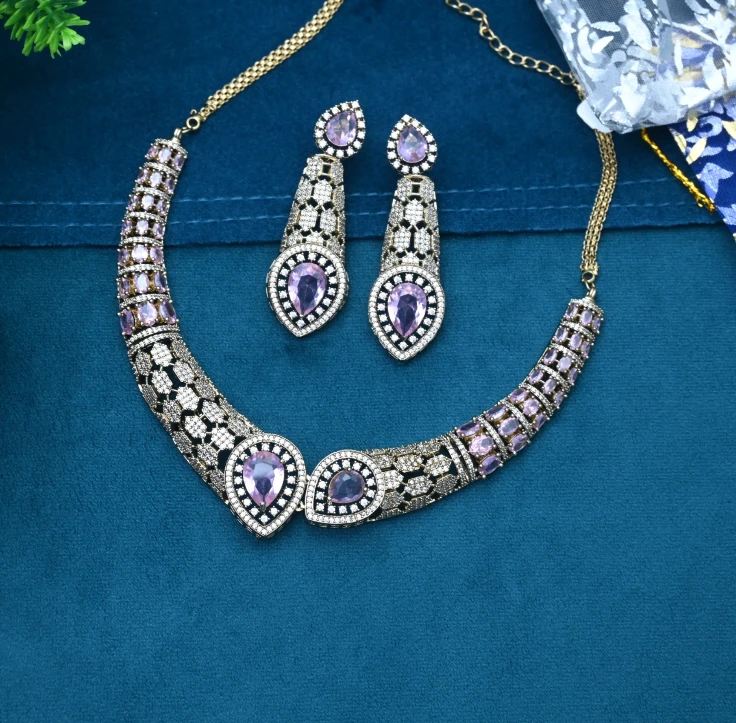 AD Necklace