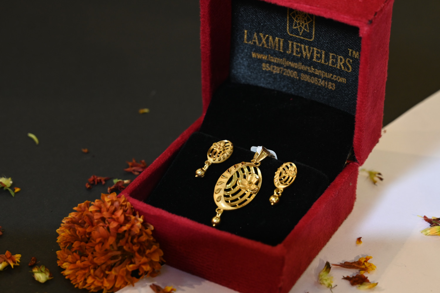 PENDENT SET