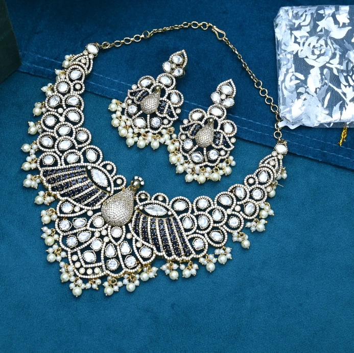 AD Necklace